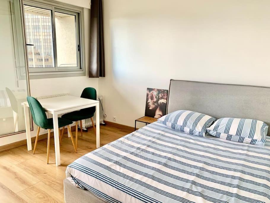 Cosy Studio Balcon Paris Montparnasse Exterior photo